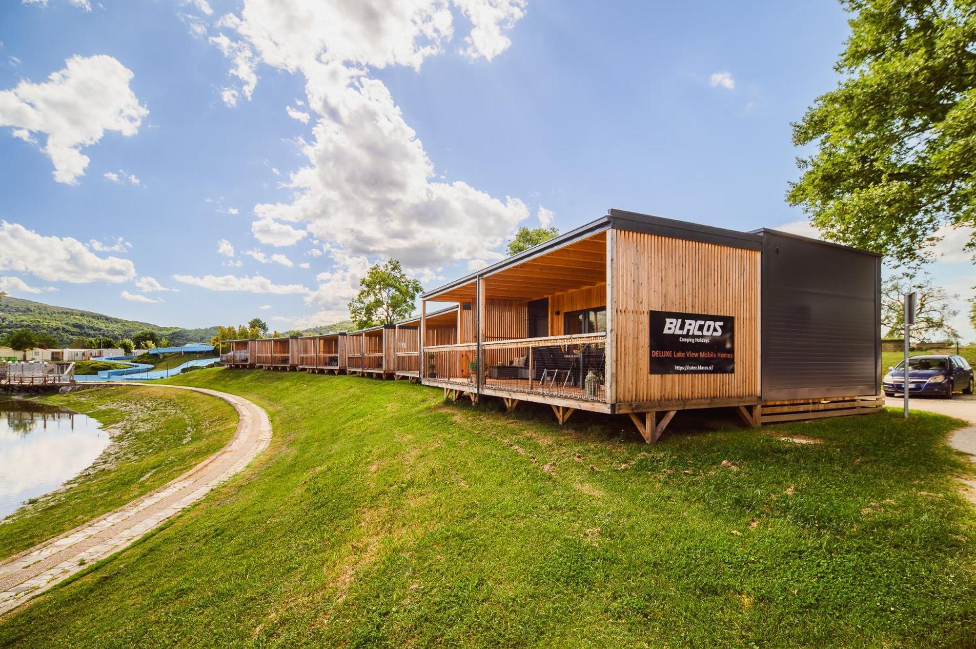 Deluxe Lake View Mobile Homes With Thermal Riviera Tickets Чатеж-об-Саві Екстер'єр фото