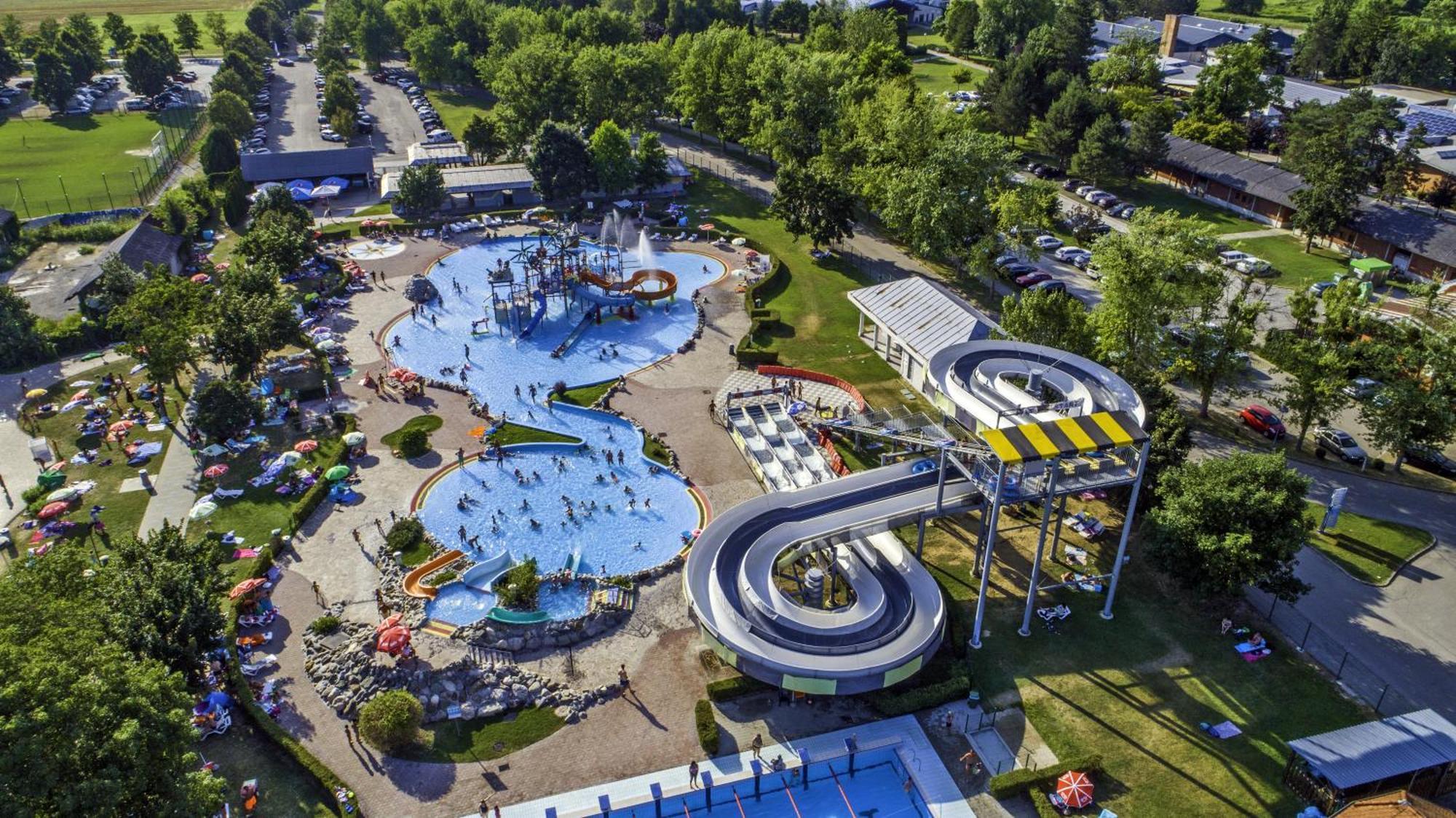 Deluxe Lake View Mobile Homes With Thermal Riviera Tickets Чатеж-об-Саві Екстер'єр фото