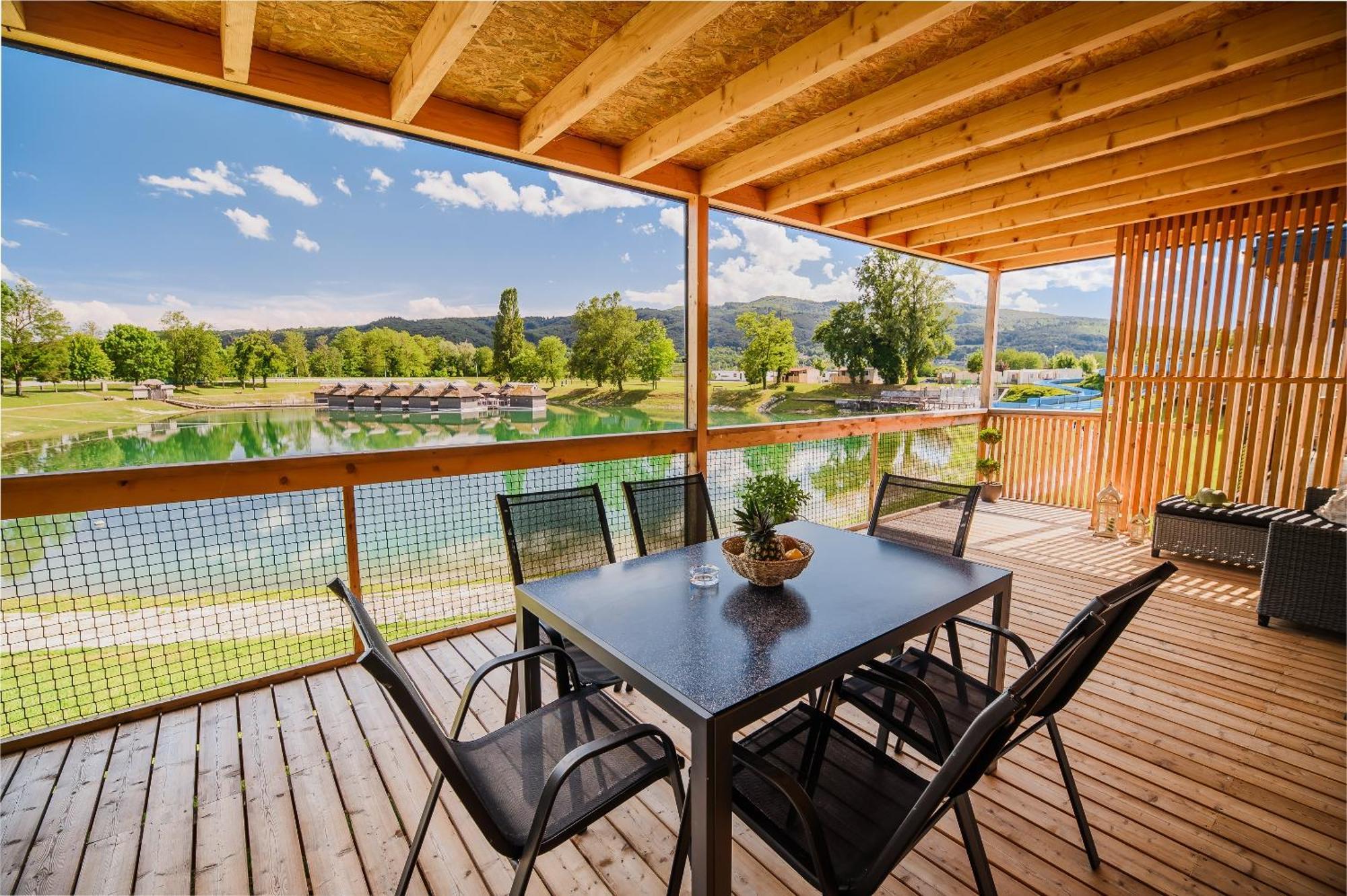 Deluxe Lake View Mobile Homes With Thermal Riviera Tickets Чатеж-об-Саві Екстер'єр фото